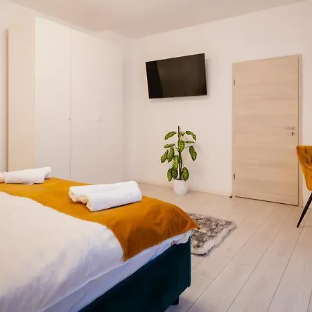 Casa Paul Апартаменты Брашов